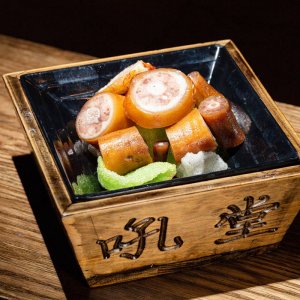 卤猪尾